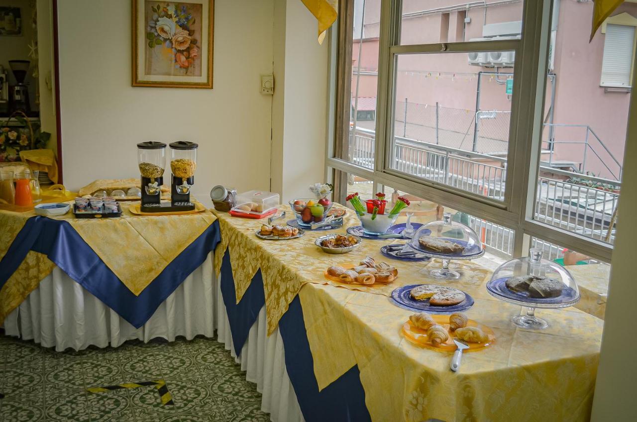 Hotel Stradiot Rimini Exterior photo